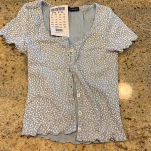 Brandy Melville NEVER WORN cute button up